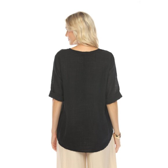 Black 3/4 Sleeves Top with Bamboo Button - Picture 5 of 8